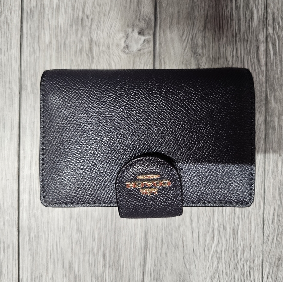 Coach Bags Medium Corner Zip Wallet 6390 Gold/Midnight Color - Picture 3 of 7